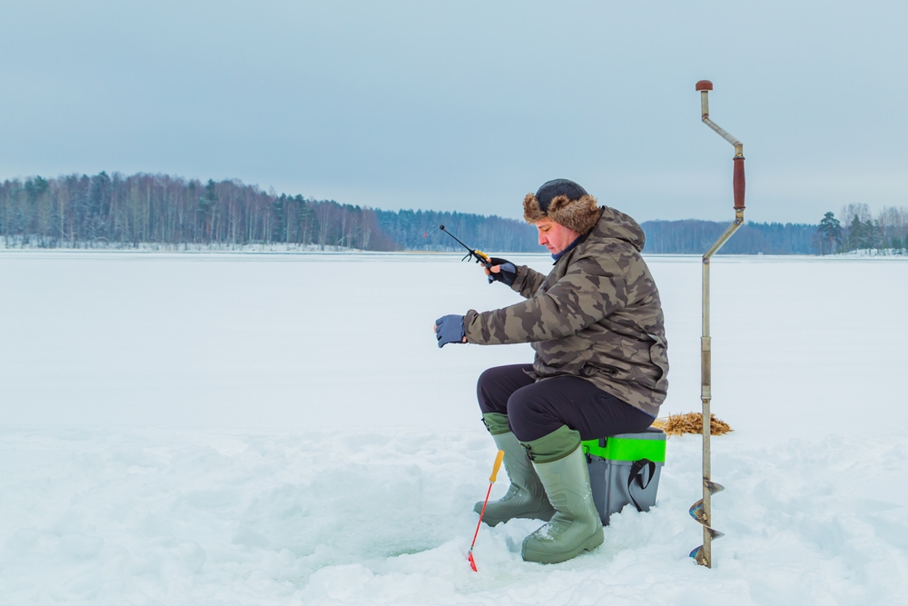Зимняя рыбалка 2026: лучшие места, улов, снасти и безопасность на льду