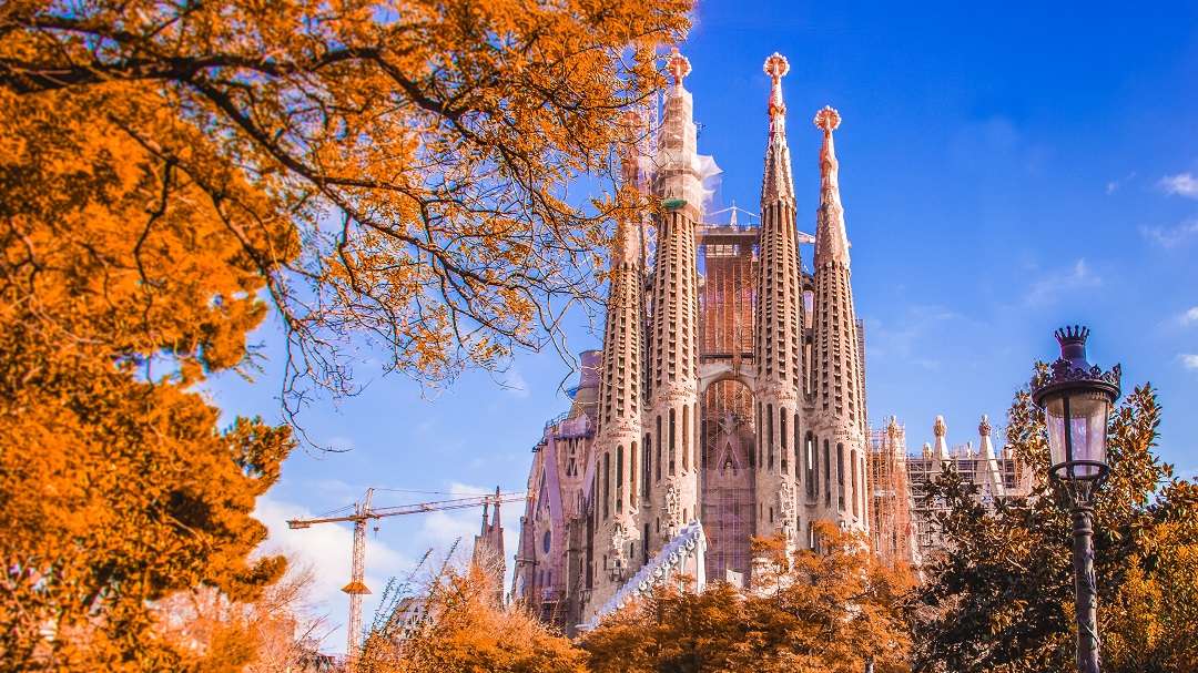 Саграда Фамилия (Sagrada Familia)